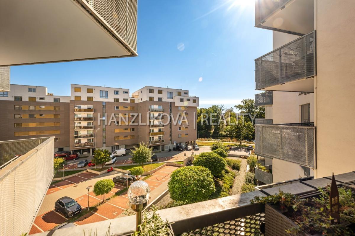 25-09-03 ČB Dlouhá Louka Byt Foto_11 (1).jpg