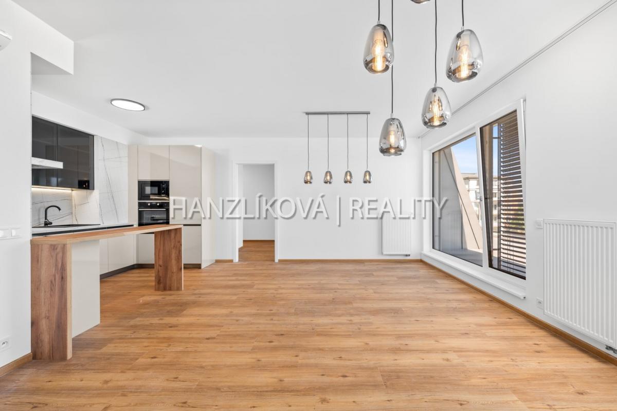 25-09-19 ČB Branišovská - 2x byt Byt Foto_30.jpg