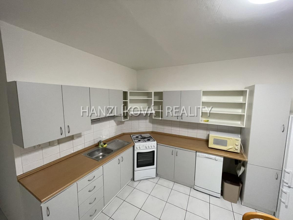 Pronájem bytu 3+1, Plzeňská ulice