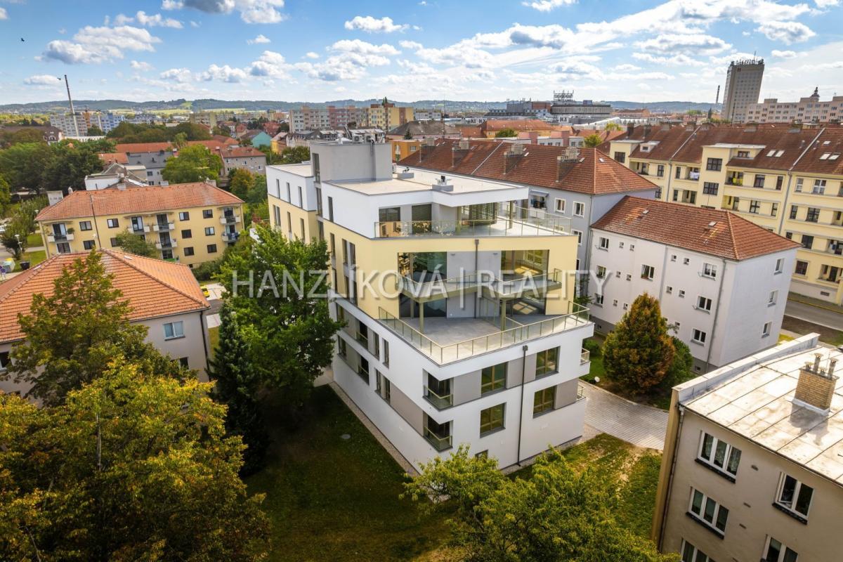 pronájem novostavby bytu 2+kk s lodžií, byt číslo B.6, residence Hálkova, ČB