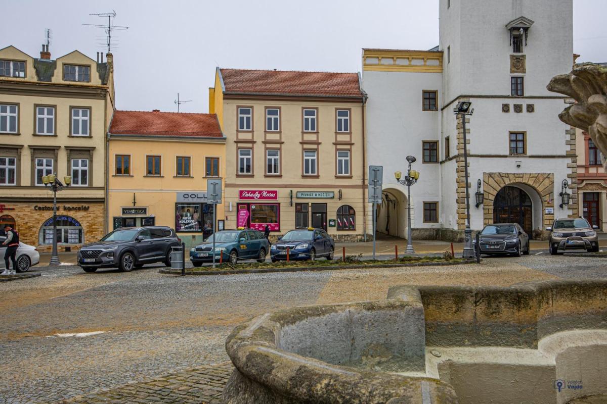 Polyfunkční dům na náměstí ve Vyškově