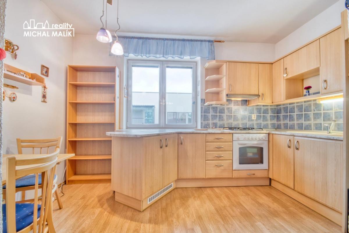 Prodej cihlového bytu 2+kk s lodžií, 60 m2, Teplice nad Bečvou