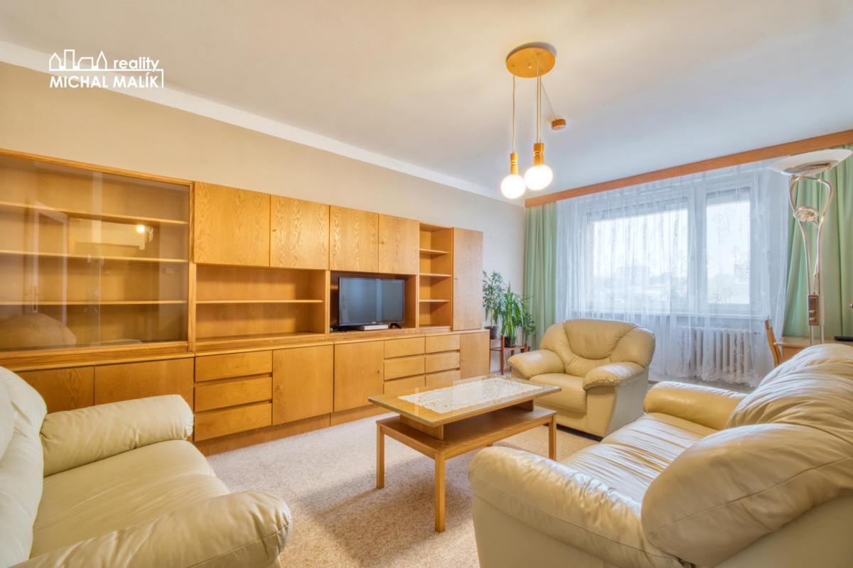 Pronájem 3+1 s lodžií, 72 m2, Tř. 1. máje, Hranice