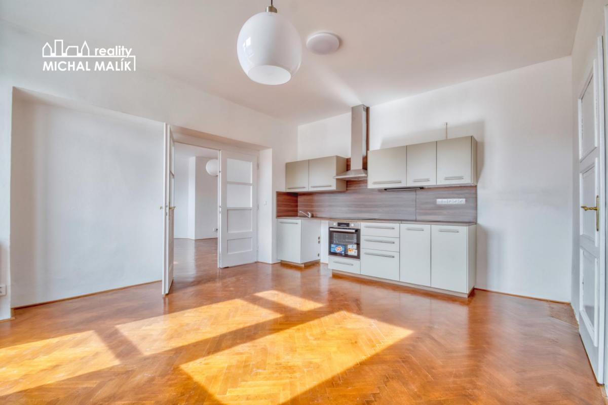 Pronájem bytu 2+1, 76 m and sup2; + balkon 20 m and sup2;, Kropáčova, Hranice