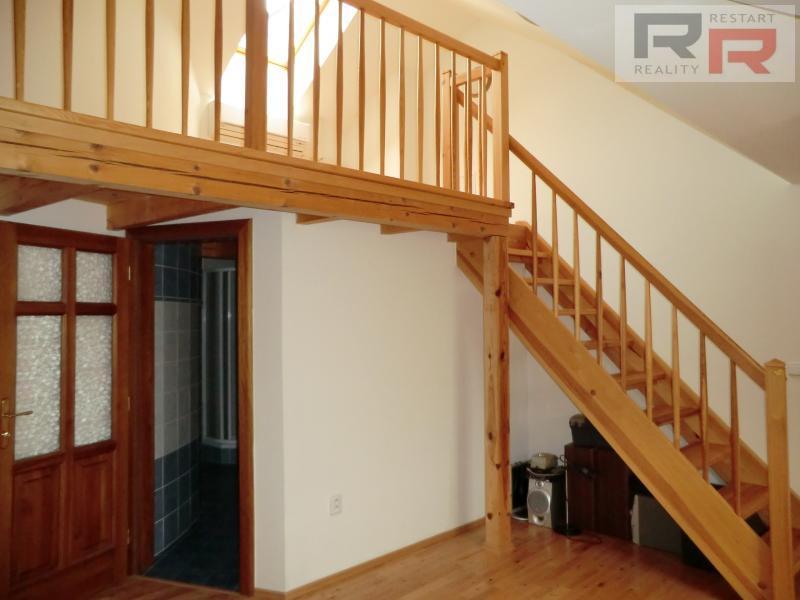 Pronájem bytu 1+1 s mezonet. odpočivadlem v centru Olomouce - ul. Uhelná