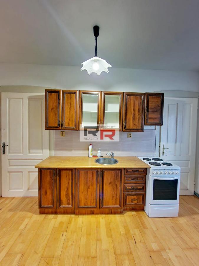 Pronájem bytu 1+1 v Olomouci (Lazce)