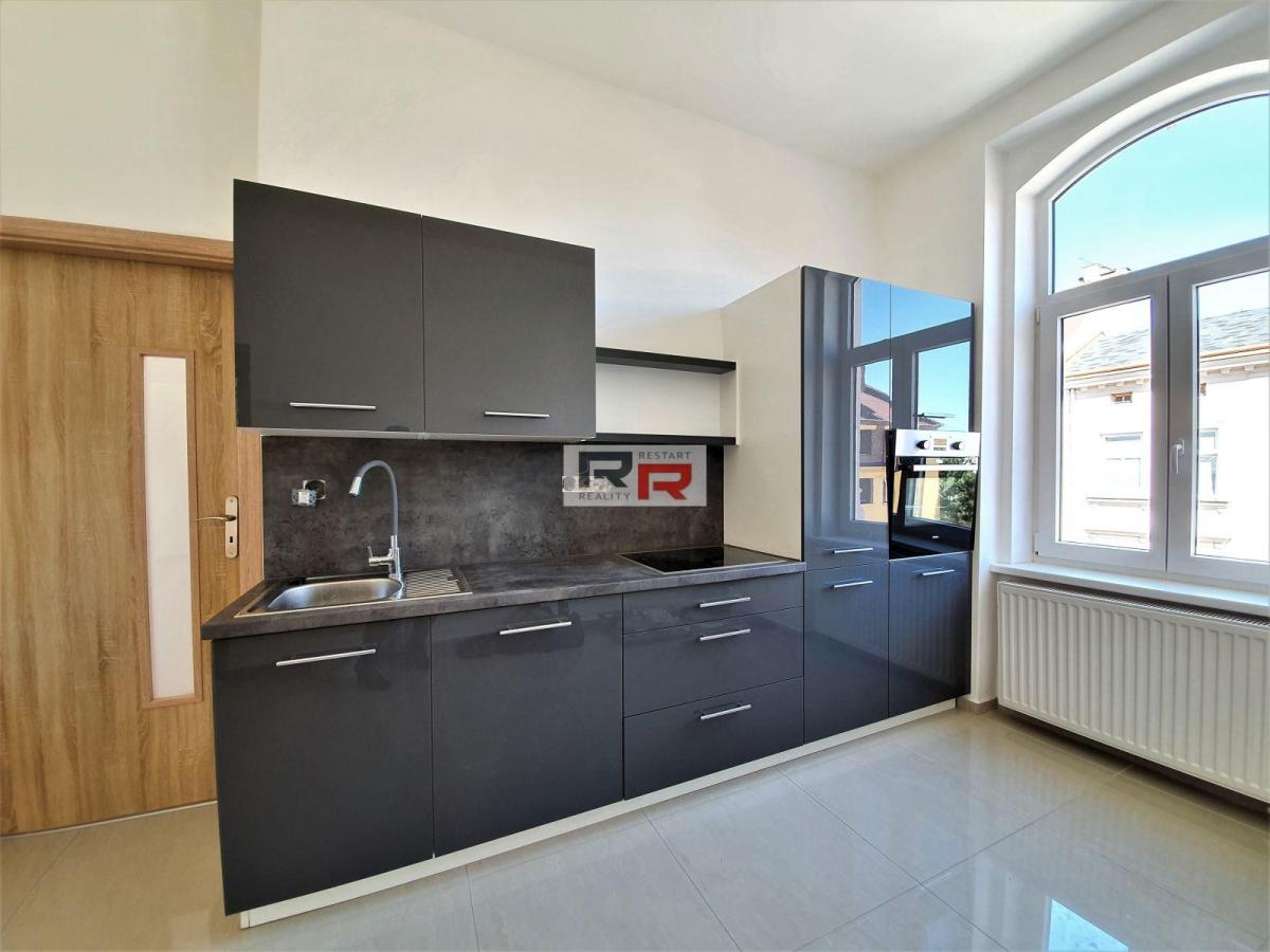 Pronájem bytu 2+1/B v Olomouci - ul. Resslova