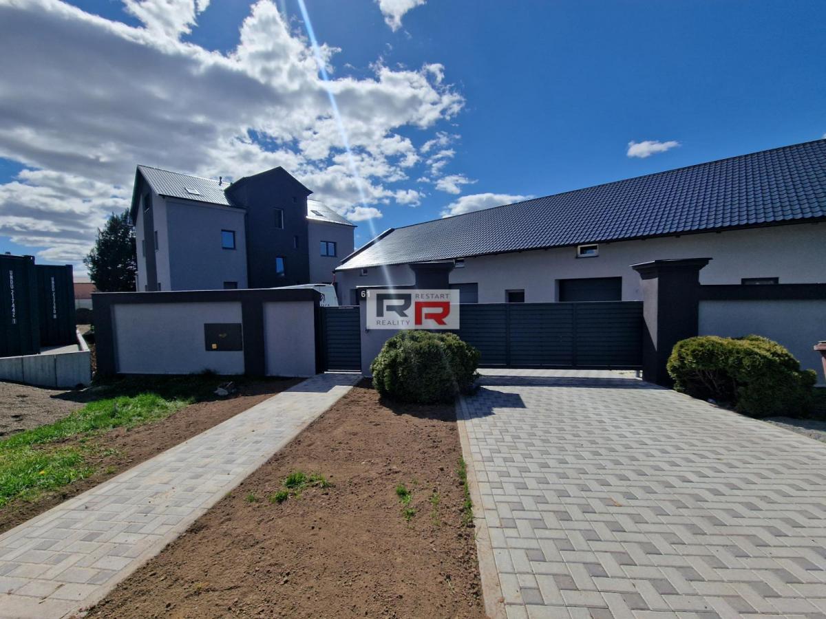 Pronájem bytu 3+kk s terasou ve Šternberku - ul. Uničovská 