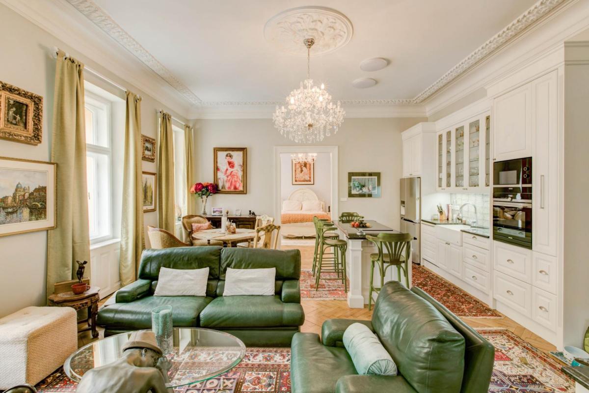 Pronájem zařízeného bytu 4+kk, 132 m2, Praha 2, Vinohrady