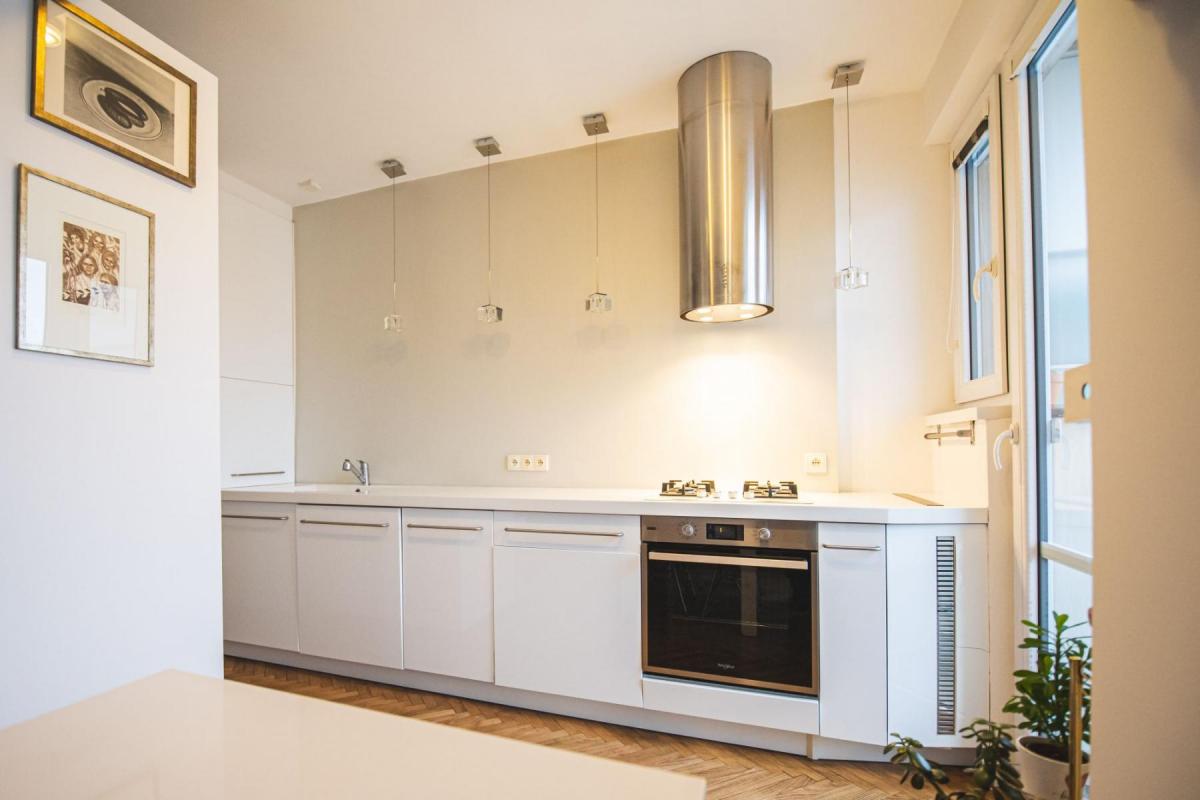 Pronájem vybaveného bytu 3+kk, 70 m2, Praha 7 Holešovice