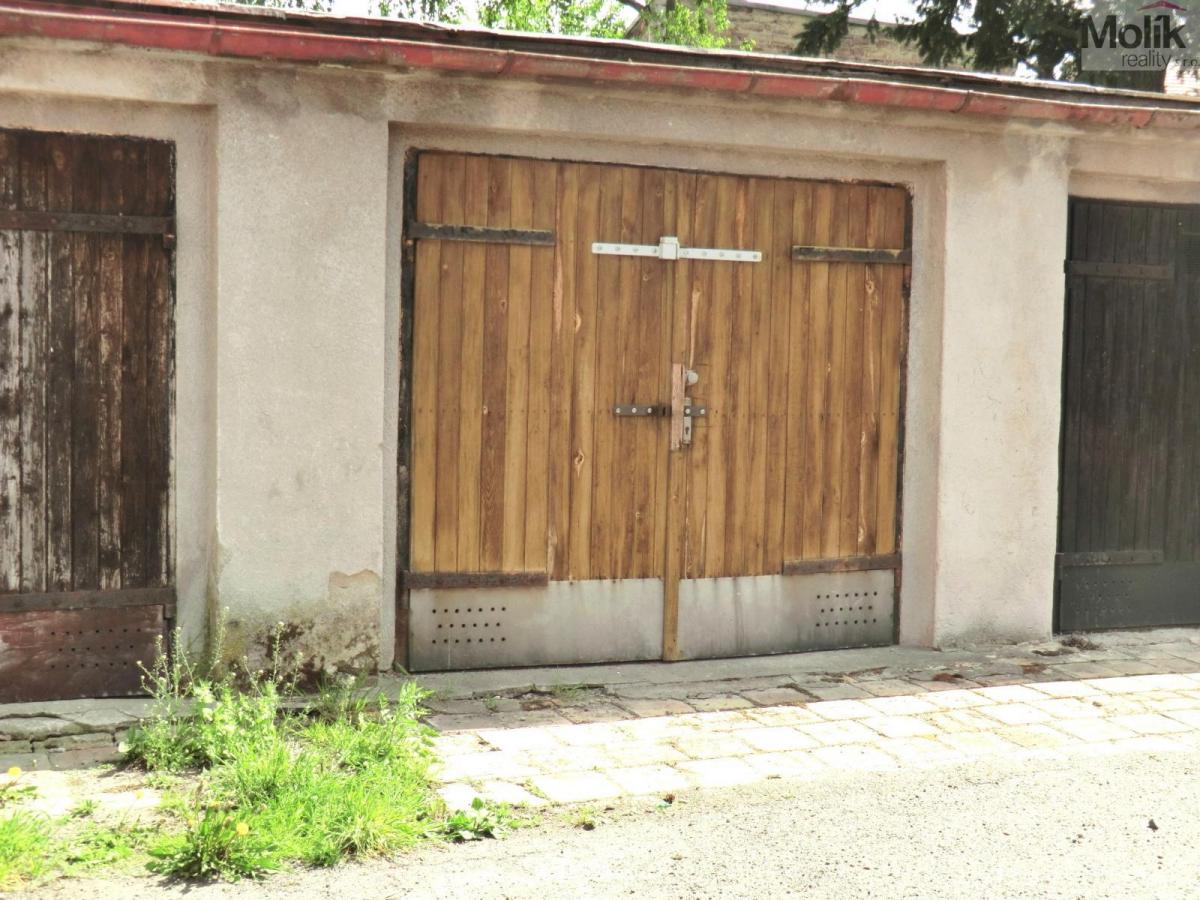 Prodej garáže, OV, 19 m2, Duchcov, ulice Ferrerova