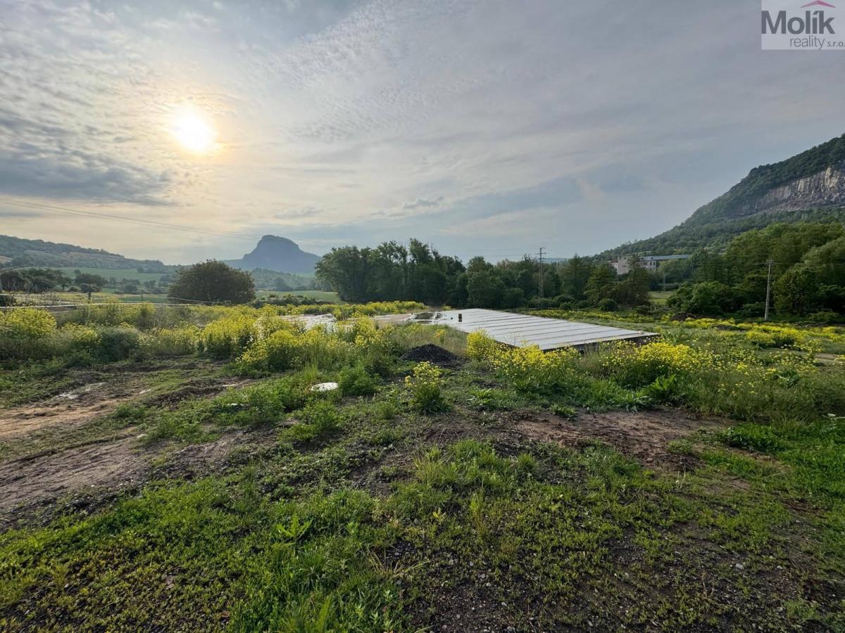 Stavební pozemek 1842 m2, obec Želenice