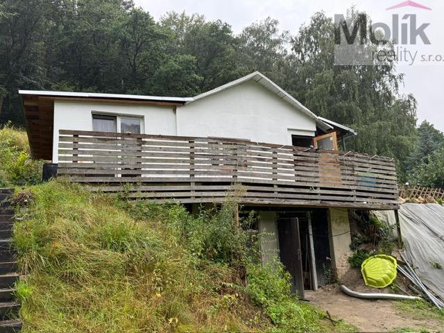 Chata s rozsáhlým pozemkem, Sebuzín, Ústí nad Labem