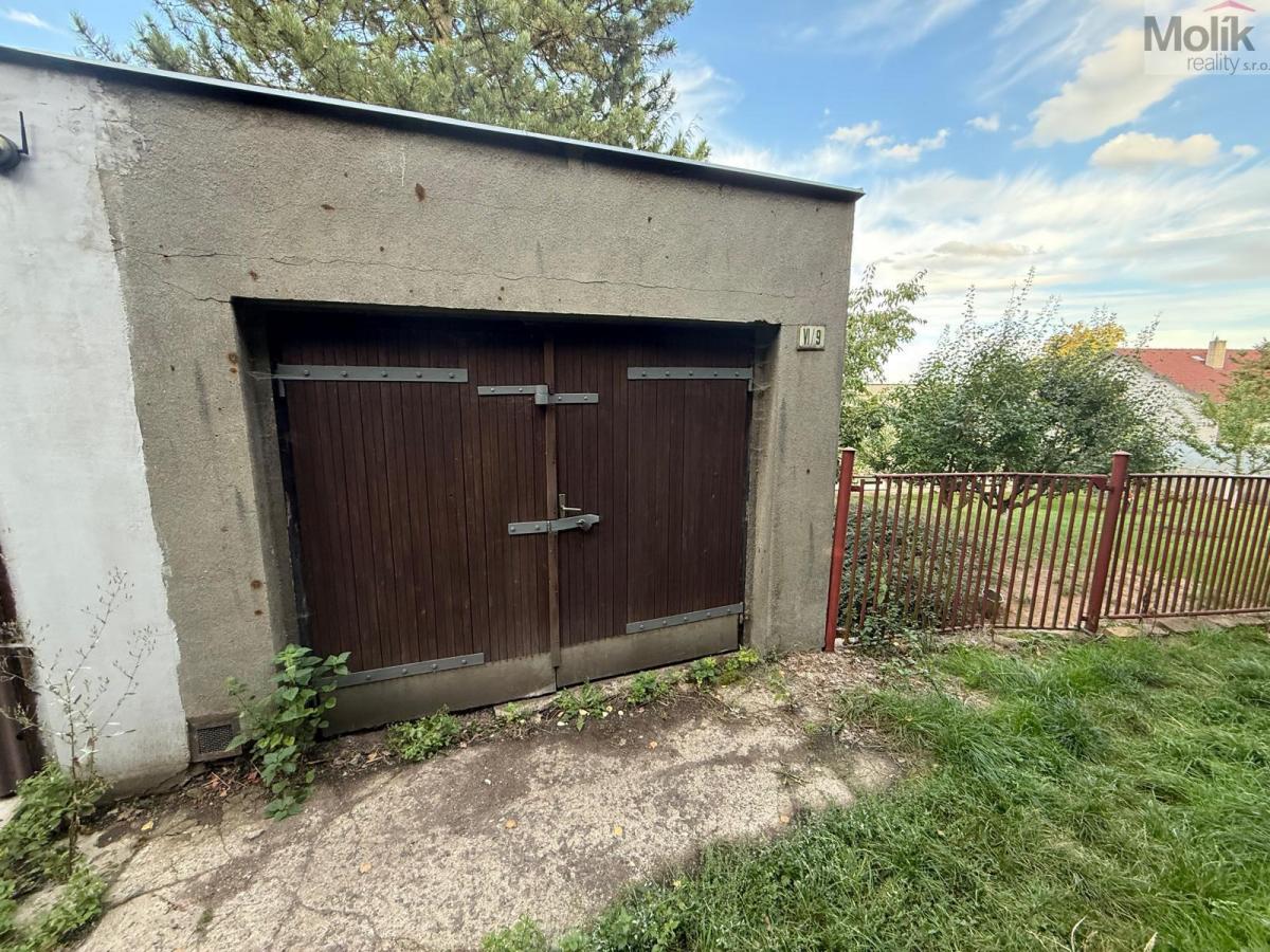 Garáž, ul. K Loučkám, Litvínov