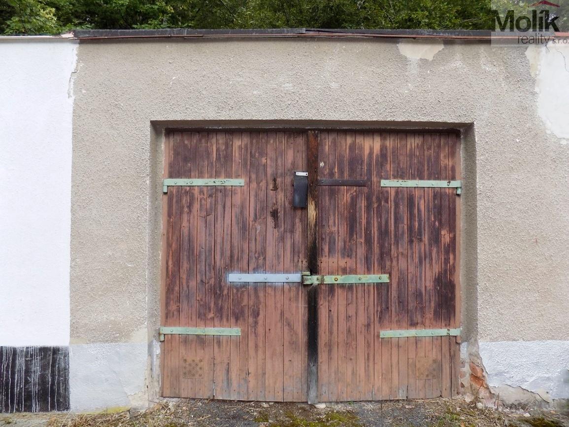 Prodej řadové garáže 22 m2 v obci Střelná