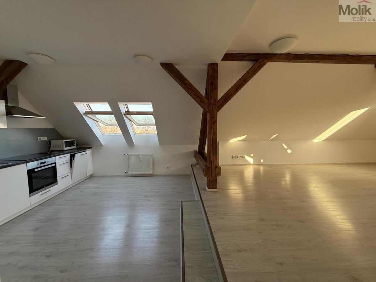 Byt 3+kk, ul. Čsl. Armády, Most