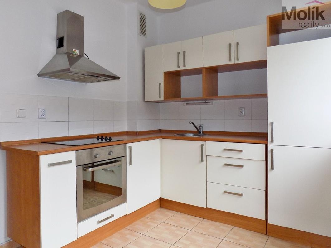 Pronájem bytu 1+1 v Žatecké ulici v Mostě 35 m2