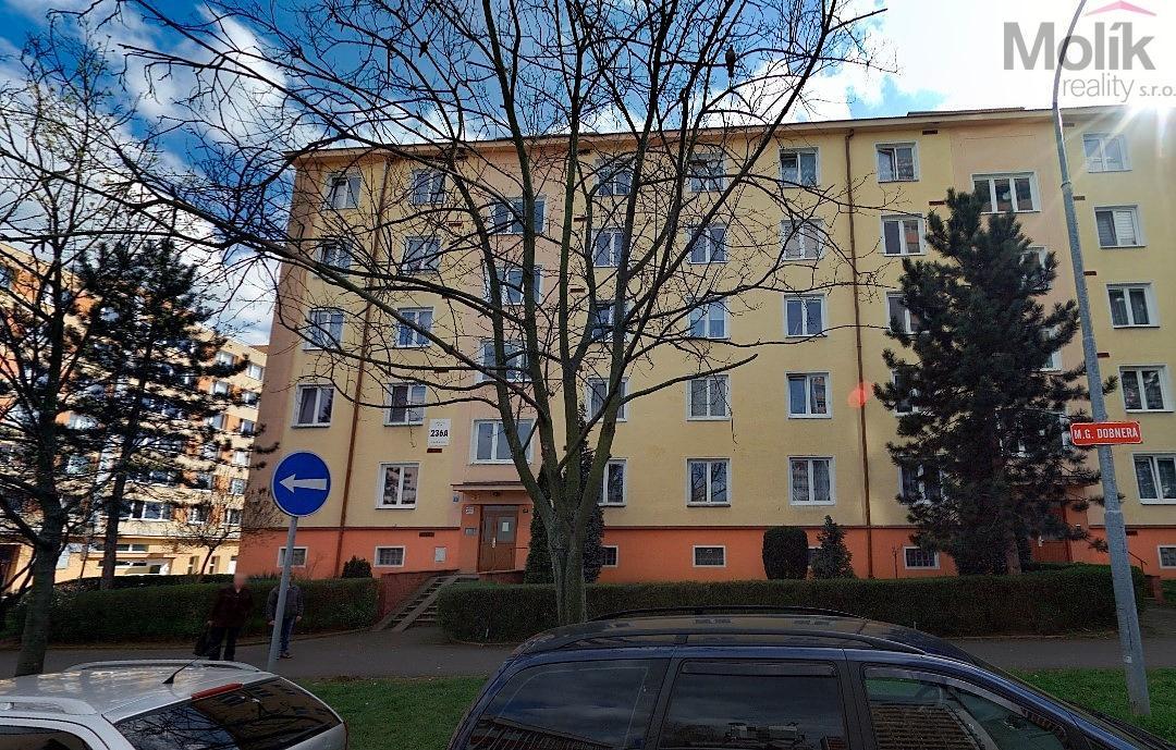 K pronájmu byt 2+kk (54 m2) ulice M. G. Dobnera 2559/1, Most