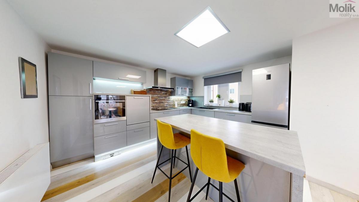 Prodej bytu 5+1, 120m2, Okružní, Meziboří