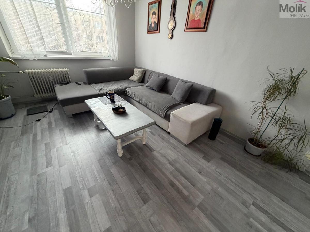 Byt 2+1, ul. Obránců míru