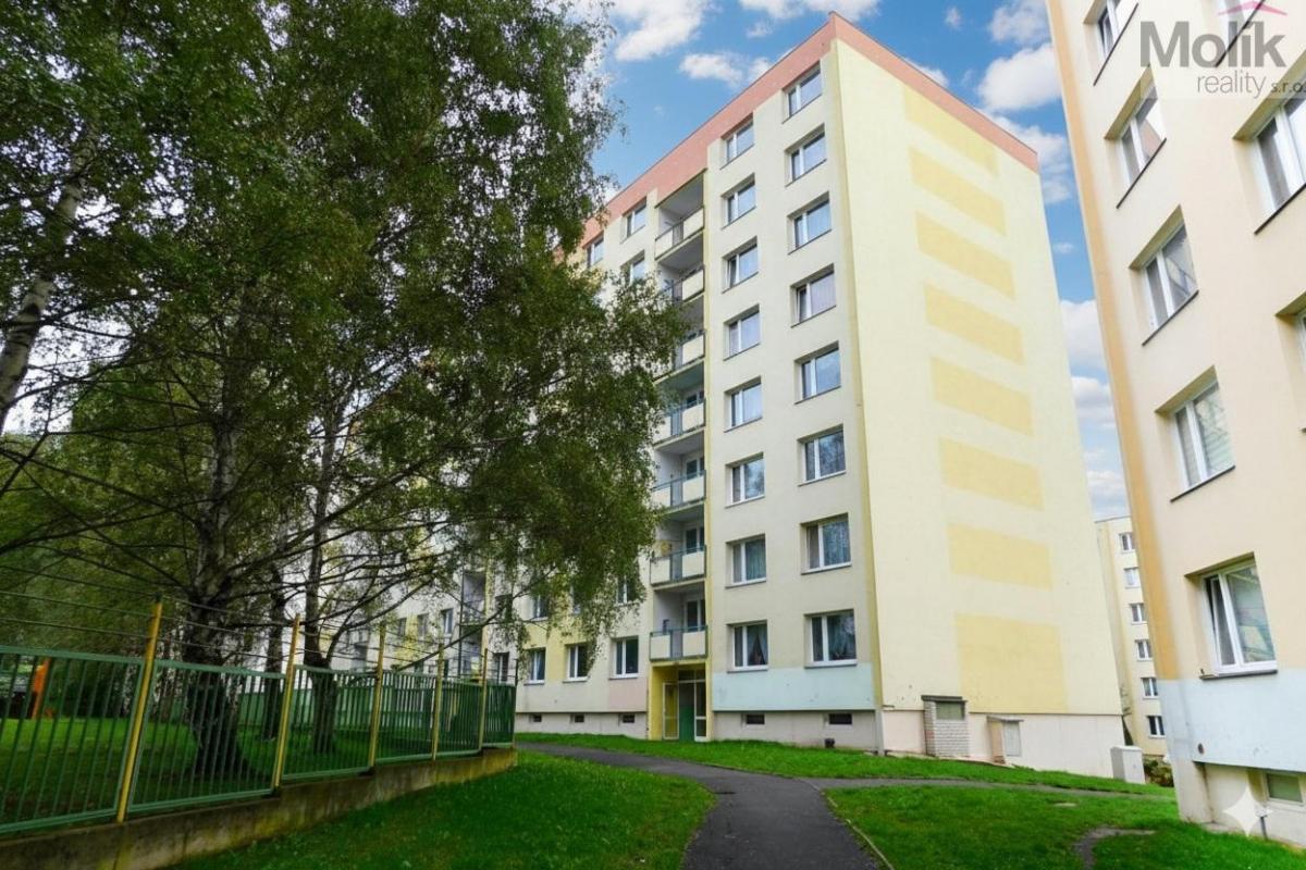 Prodej bytu 2+1+L, 63 m  ul. Karla Čapka, Krupka