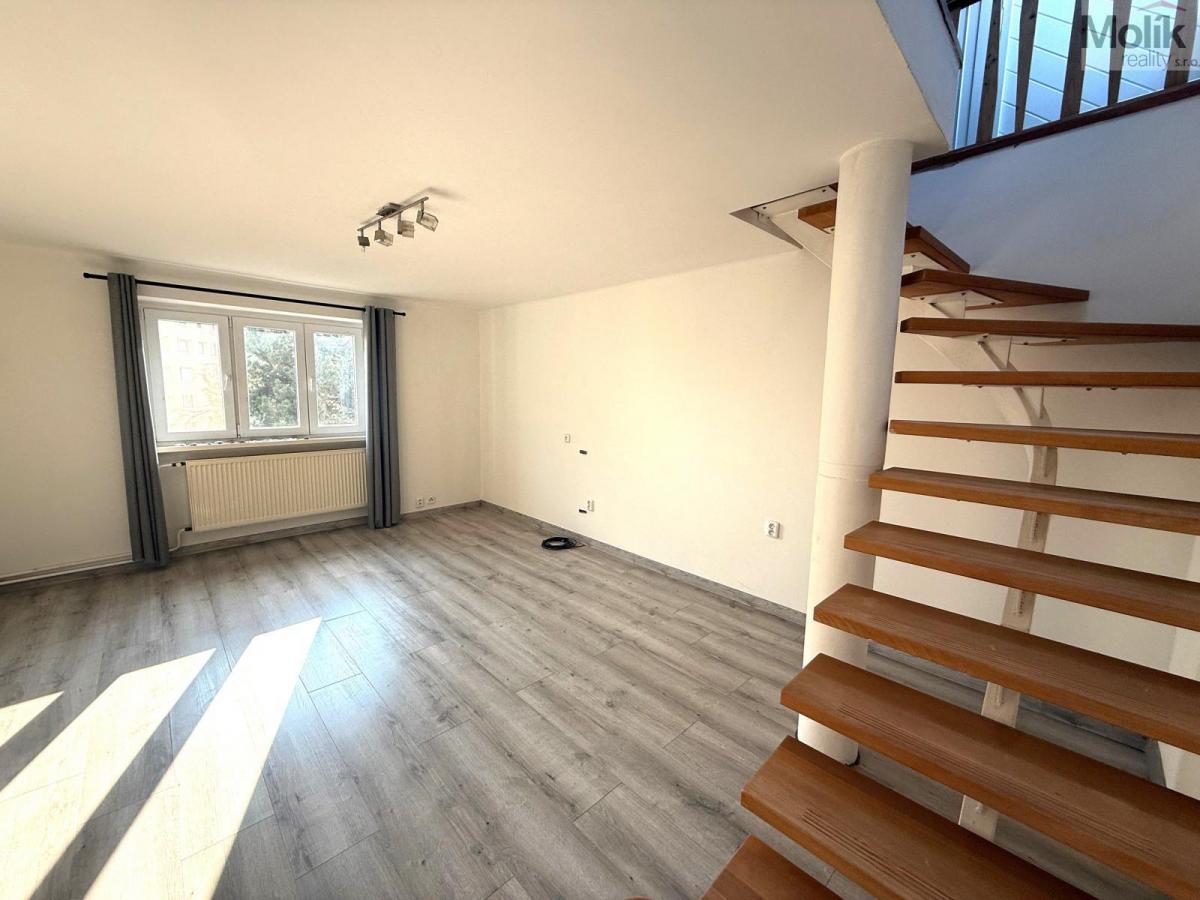 Byt 3+1, ul. Vinohradská, Most