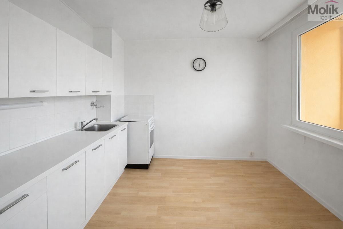 Byt 2+1+B, ul. Valdštejnská, Litvínov