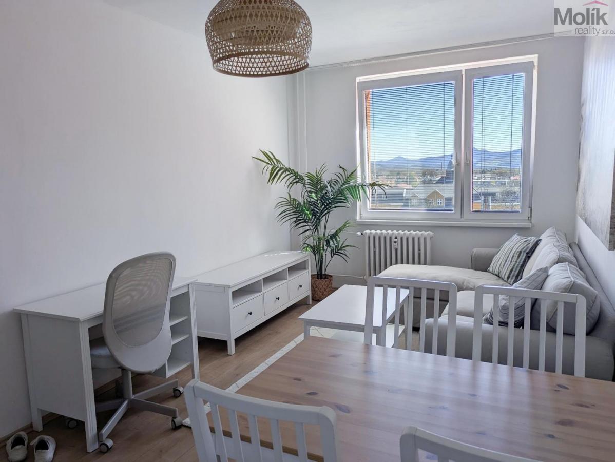 K pronájmu byt 2+kk (40 m2) ulice V Domkách 1381/5, Duchcov