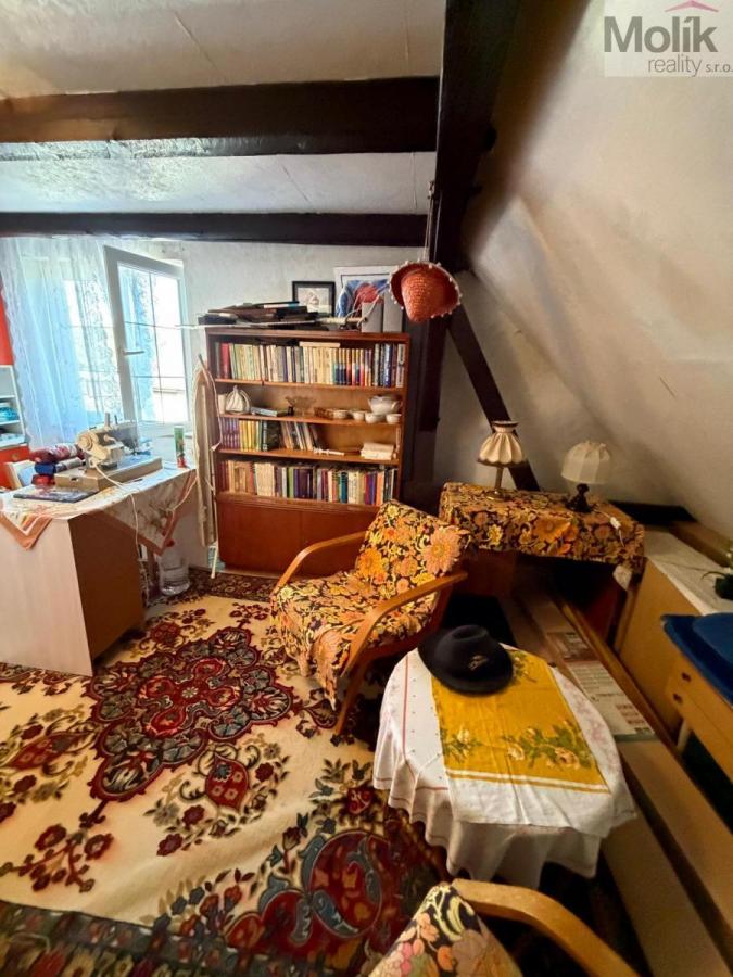 Rodinný dům, Měcholupy