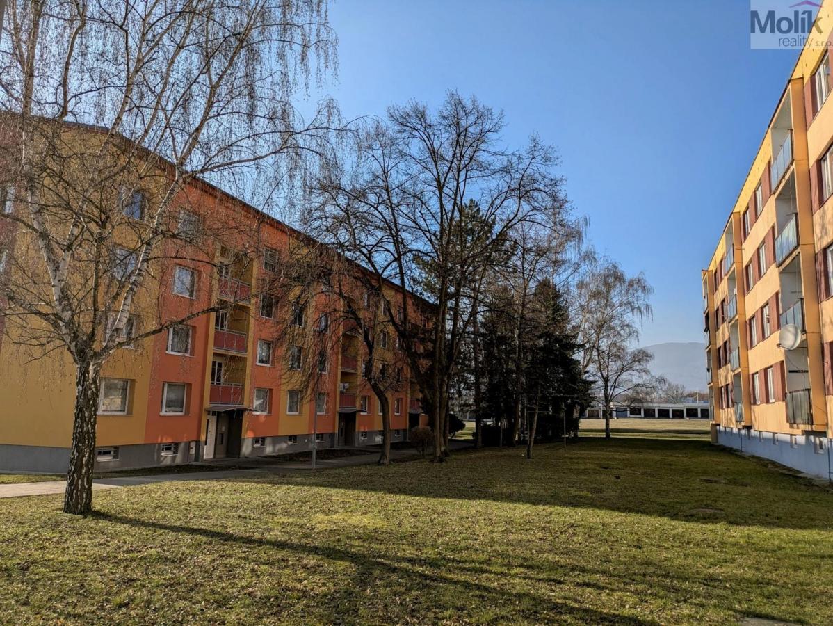 Rezervace: K pronájmu byt 2+kk (36 m2) v obci Duchcov, ulice V Domkách 1326/56