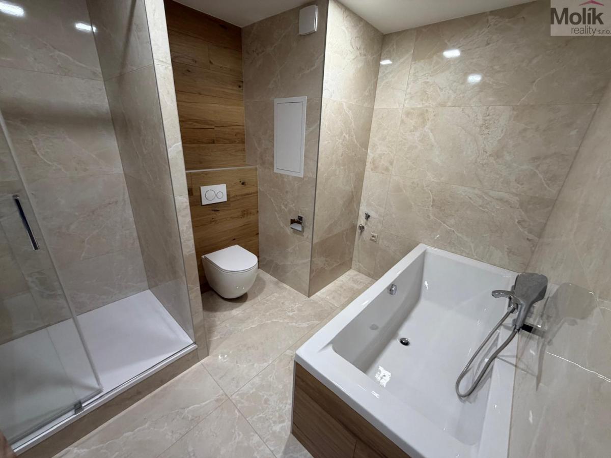 Prodej bytu 3+1+B, ul. Růžová