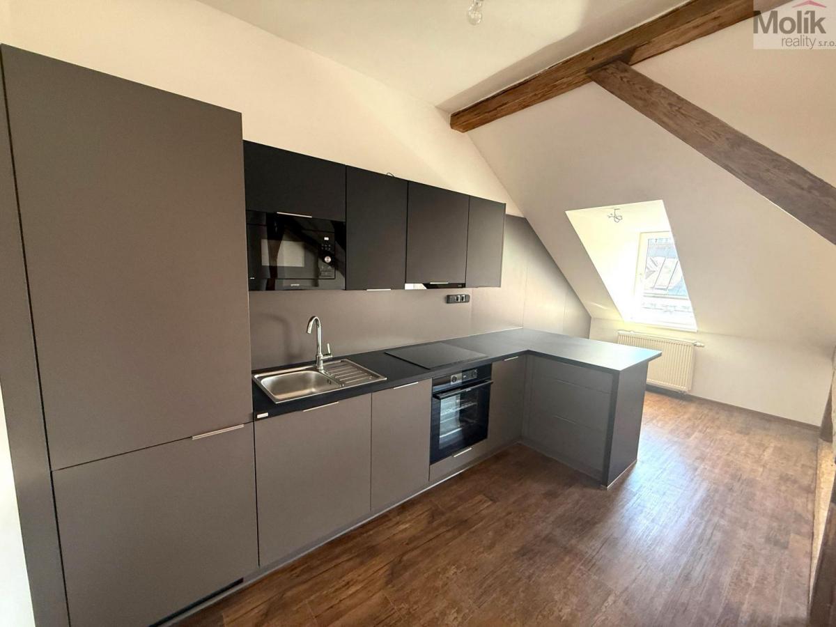 WhatsApp Image 2026-04-27 at 13.32.13.jpeg