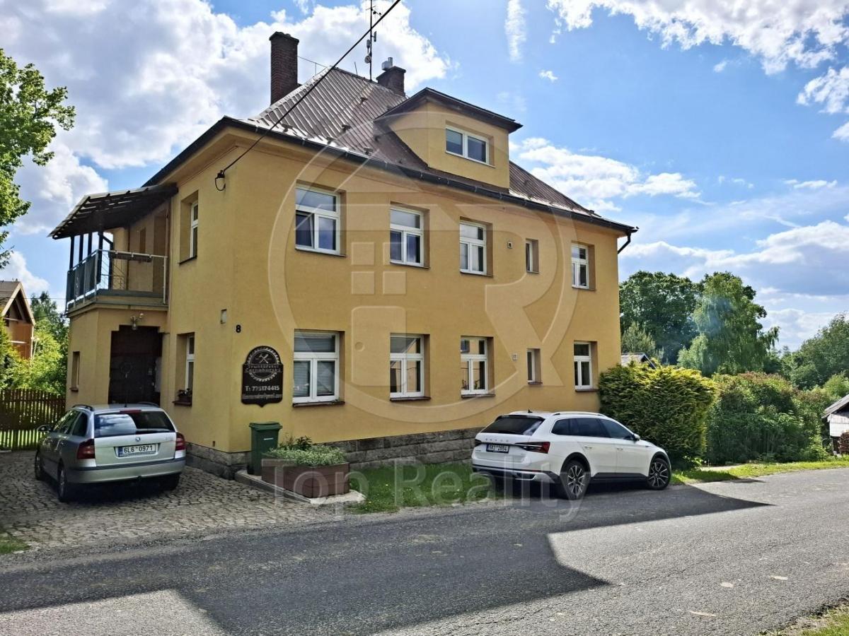 Prodej dvougeneračního rodinného domu, Roztoky u Semil