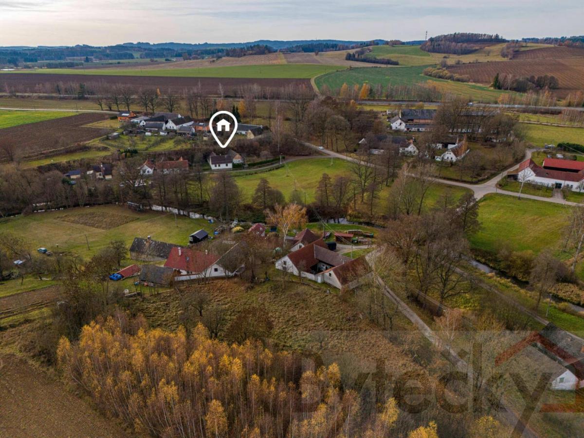 Rodinný dům v srdci České Kanady, Žďár u Nové Včelnice, 1 254 m2.