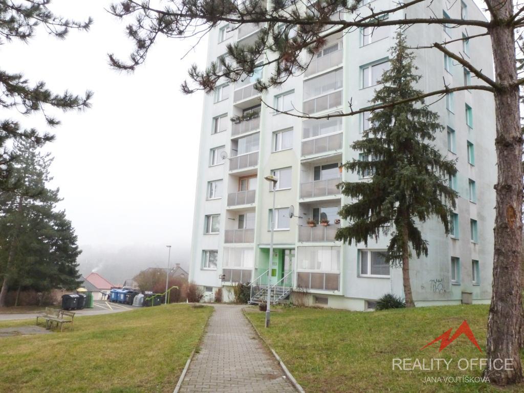 Byt 3+1 s lodžií na klidném místě v Děčíně VI - Želenicích