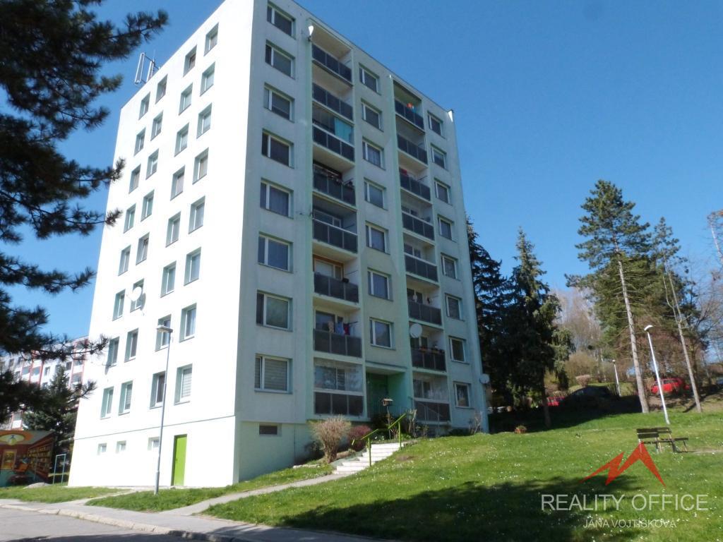 Byt 3+1 s lodžií na klidném místě v Děčíně VI - Želenicích