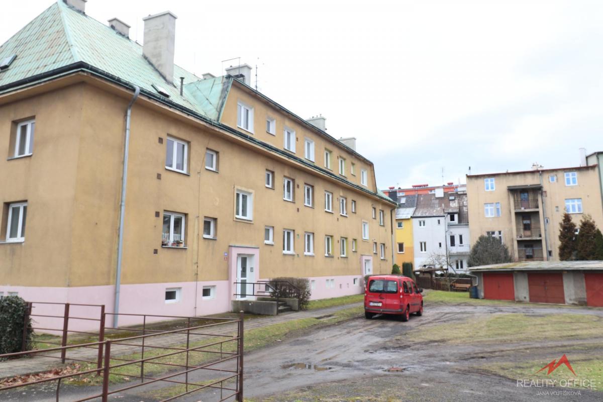 Pronájem bytu 3+1 + garáž, Děčín III Staré Město