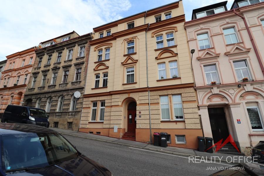 Pronájem bytu 1+1, cihla, Děčín II