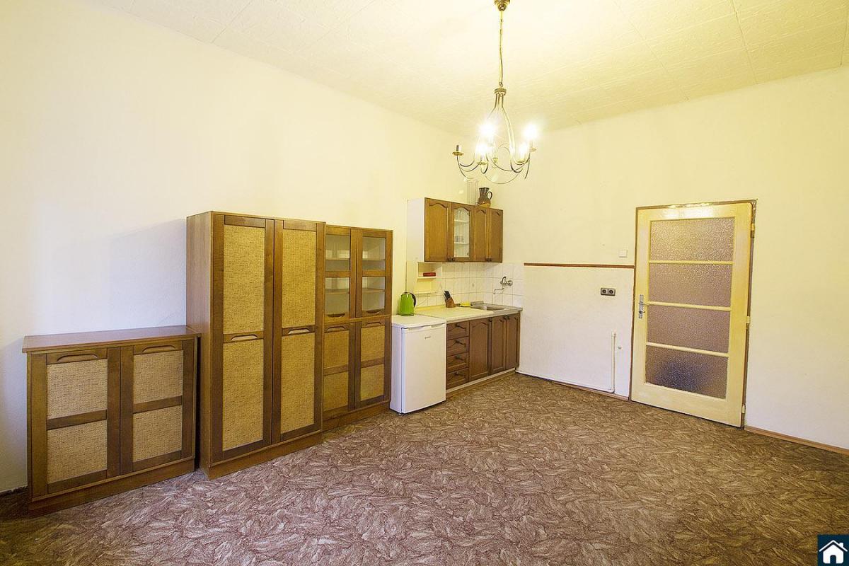 Garsoniéra, Praha 10, Strašnice, 27m2, nezařízený