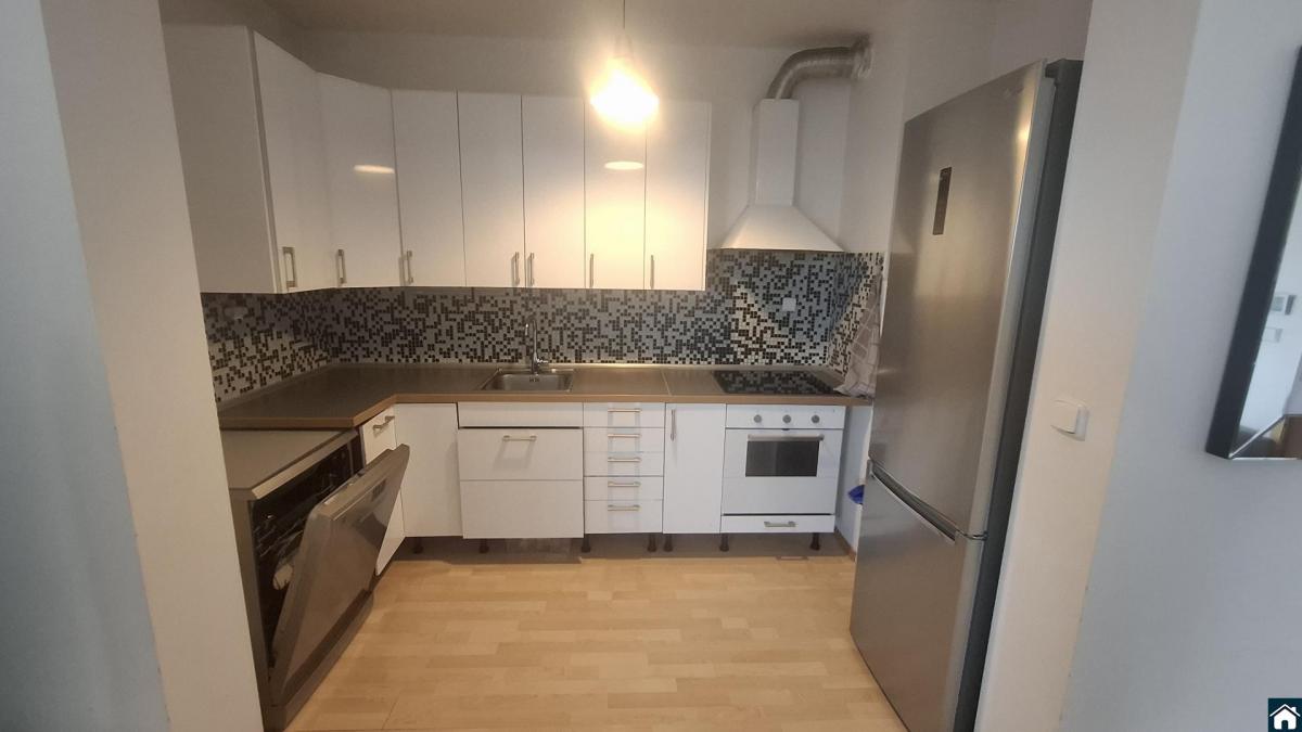 2+kk/T, 66m2, Praha 10, nový, zařízený, parkovací místo