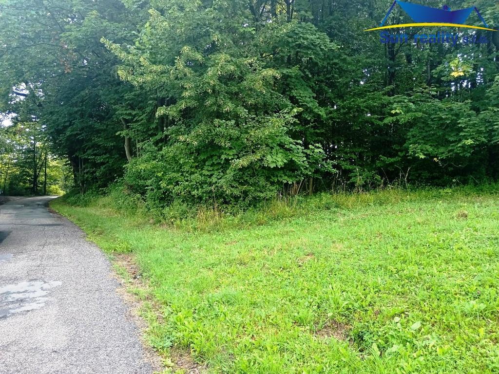 K prodeji pozemek v Dolní Líštná 1.700 m2