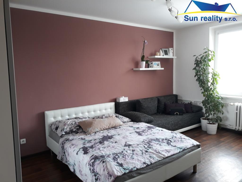 K prodeji byt 3 + 1, samostatné vstupy, 70 m2 po rekonstrukci