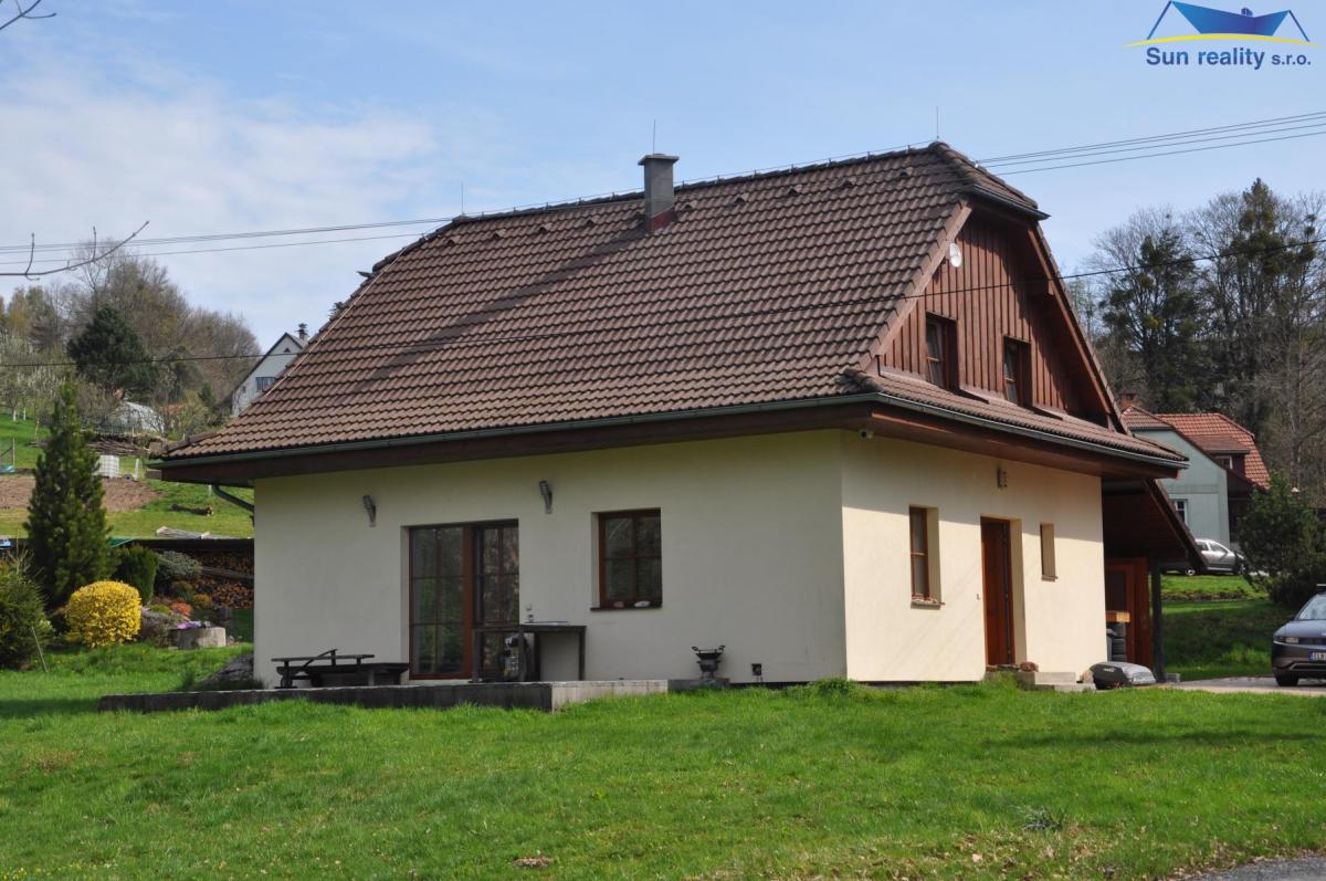 Prodej technologicky vyspělého RD 5+kk, 144 m², pozemek 2 095 m², polosamota, A+