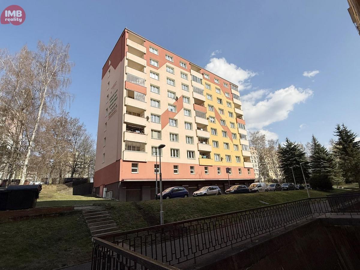 Prodej bytu 3+1 s lodžií v Sokolově, ul. Slavíčkova