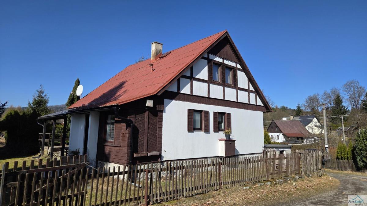 Rodinný dům 130 m, 4+1, pozemek 1868 m, Krompach okr. Česká Lípa