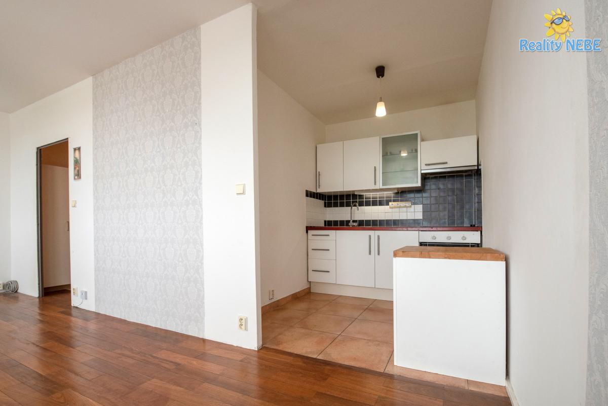 Pronájem 1+kk, 32m, Malenická Praha 4 Chodov
