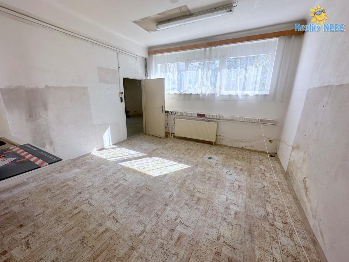 Pronájem kanceláře, obchodních prostor Praha 4 metro Budějovická