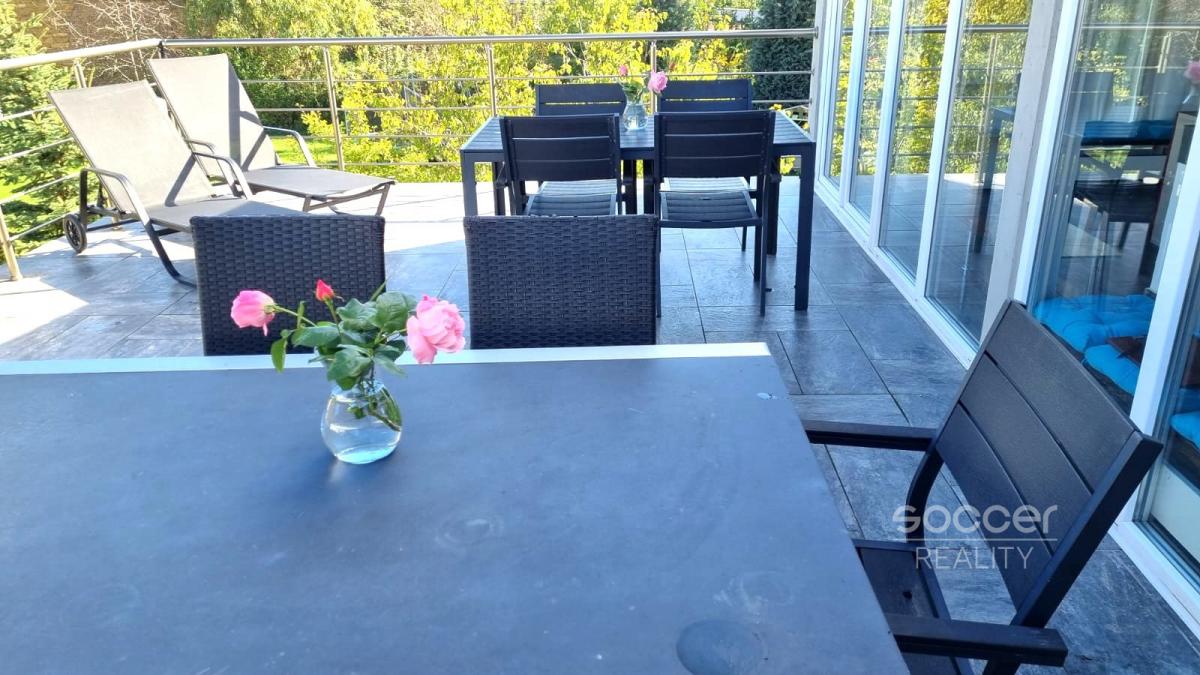 Pronájem luxusního bytu 2+kk s terasou (83,8 m²), Vojkovice, okres Mělník