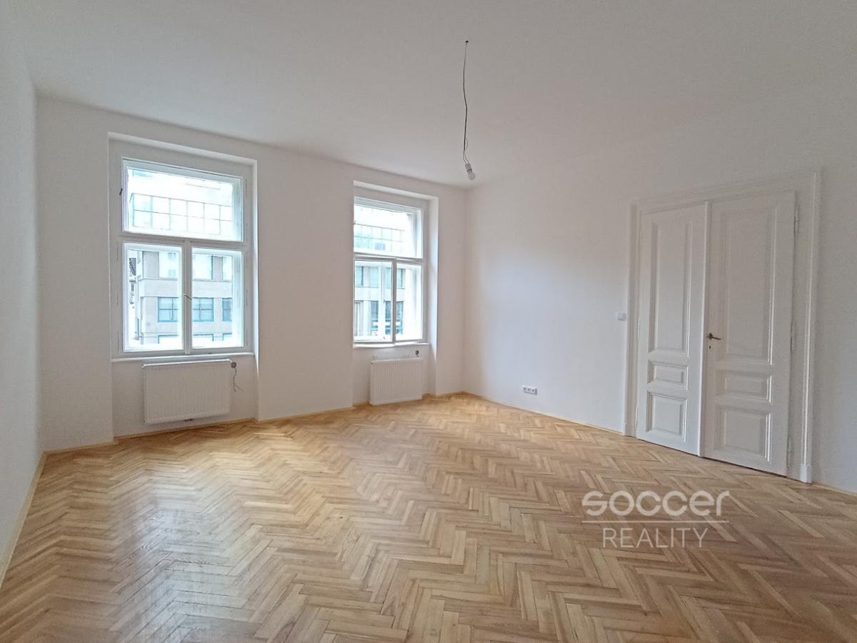 Pronájem bytu 3+kk, 90 m2, Praha 7 - Holešovice, ul. Dukelských hrdinů.