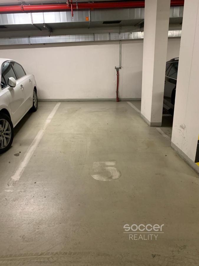 Pronájem garážového stání v novostavbě Rozhledna, Praha 4 - Krč, ulice Antala Staška.